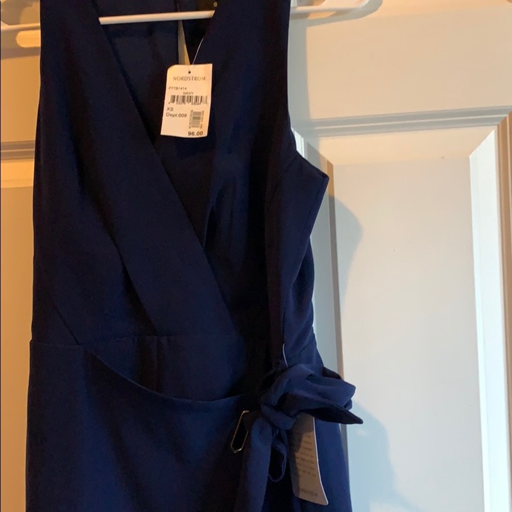 Navy Adelyn Rae romper - Picture 2 of 3